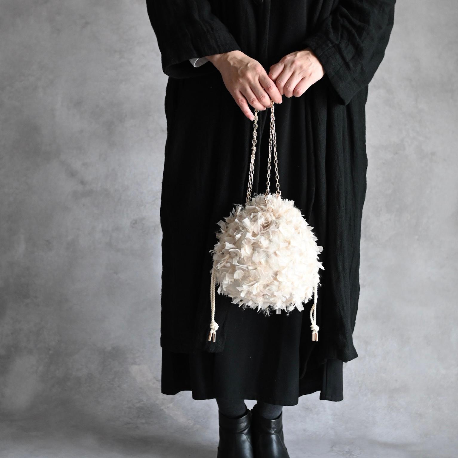 リュスクな尾州生地のドローストリングバッグ/キナリ&チュール